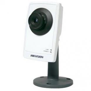 Сетевая (IP) видеокамера DS-2CD8153F-E HIKVISION
